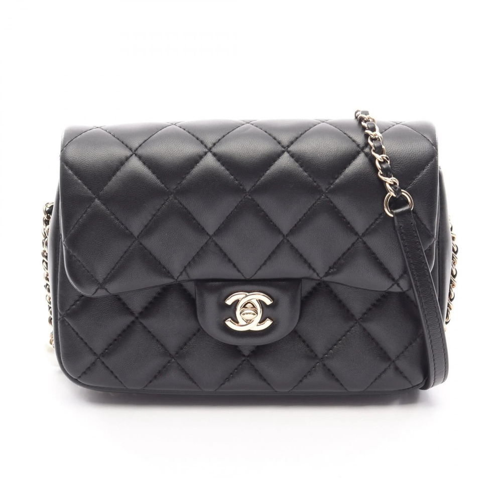 Chanel Matelassé Chain Around Pearl Shoulder Bag/Handbag, Lambskin Leather, W...